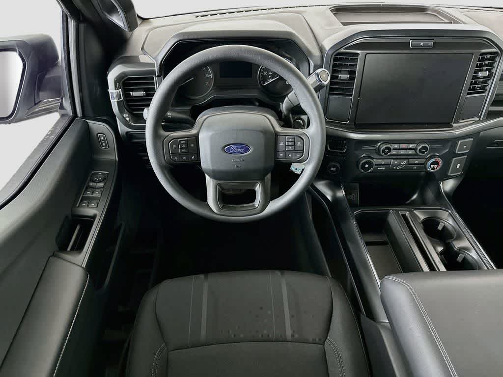 Ford F-150 STX 2026