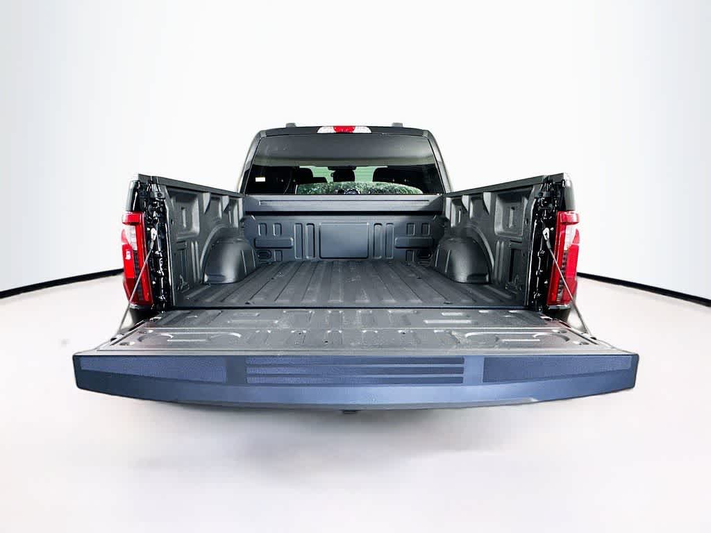Ford F-150 STX 2026