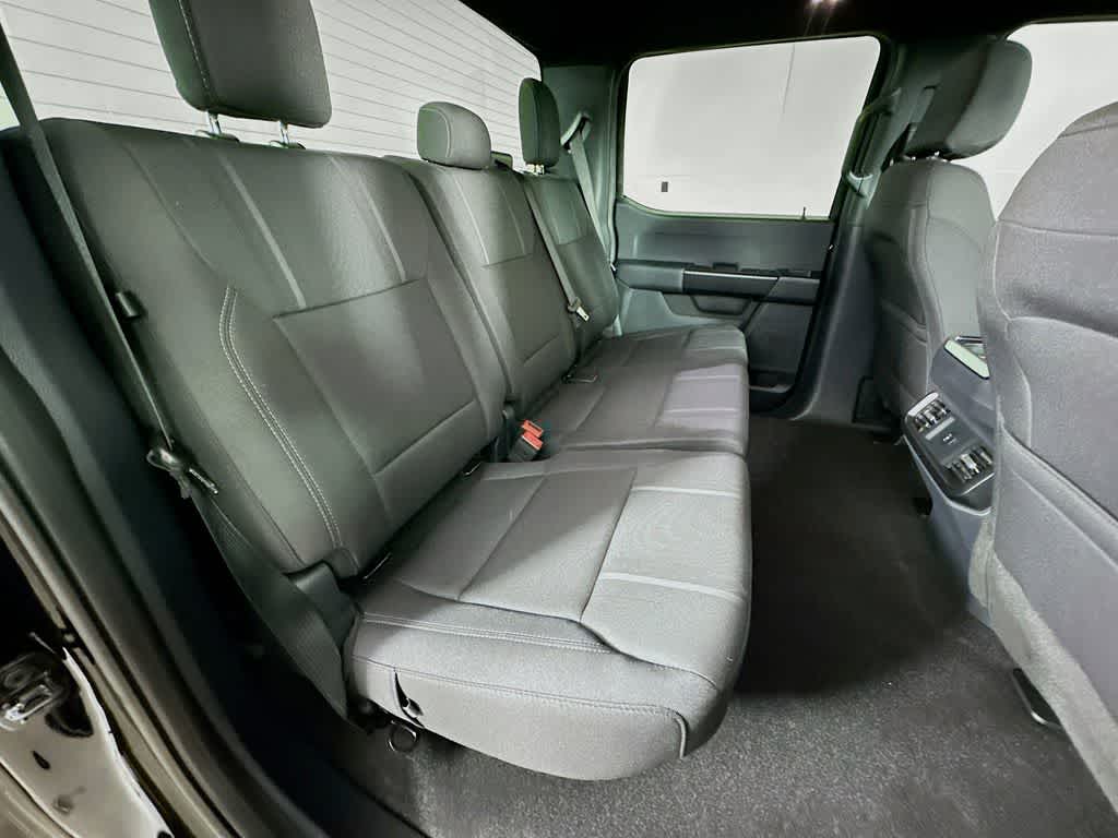 Ford F-150 STX 2026