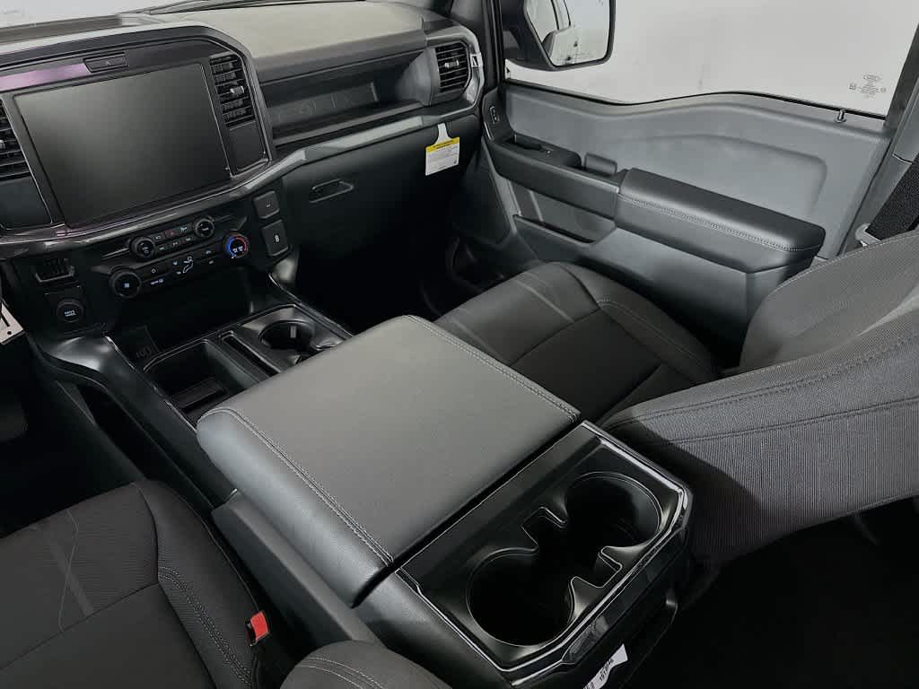 Ford F-150 STX 2026