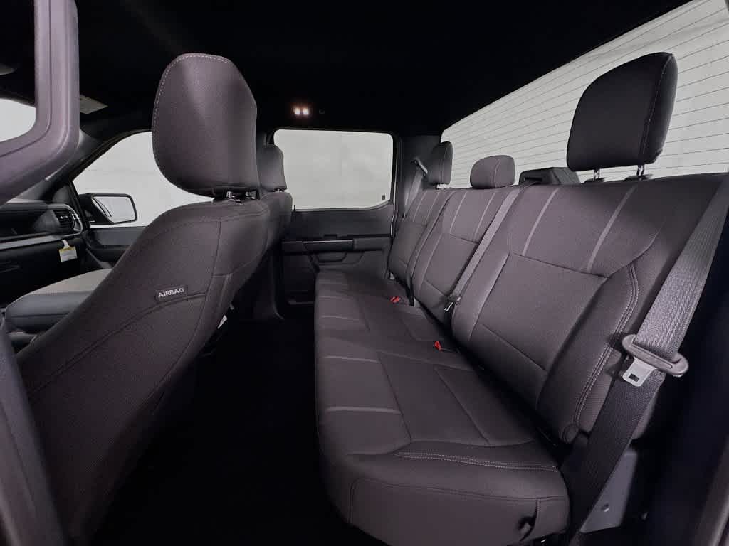 Ford F-150 STX 2026