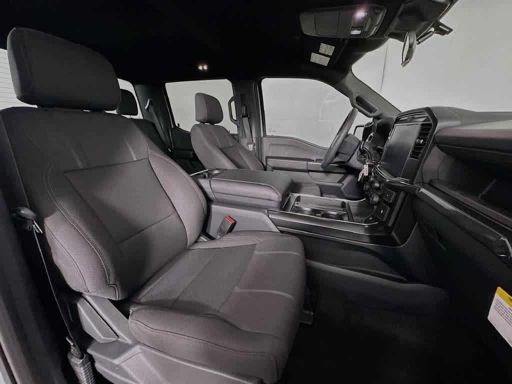 Ford F-150 STX 2026
