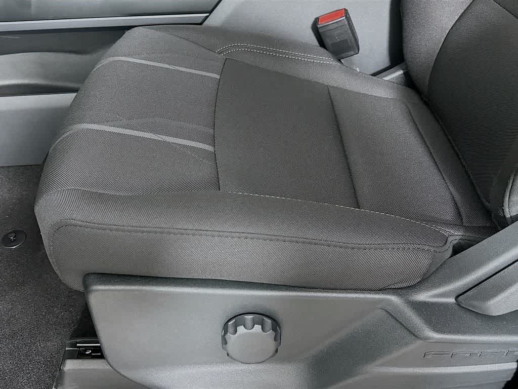 Ford F-150 STX 2026