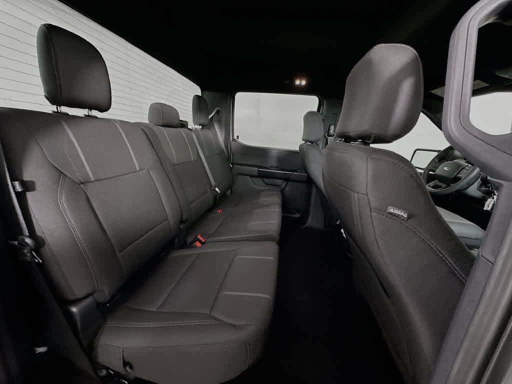 Ford F-150 STX 2026