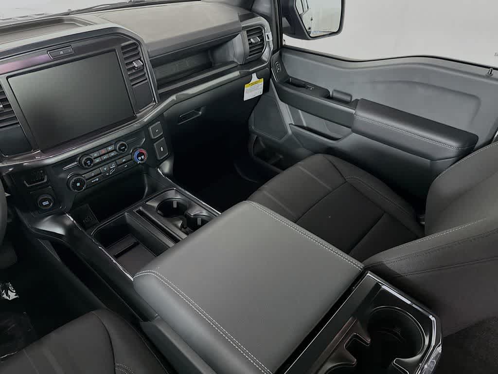 Ford F-150 STX 2026
