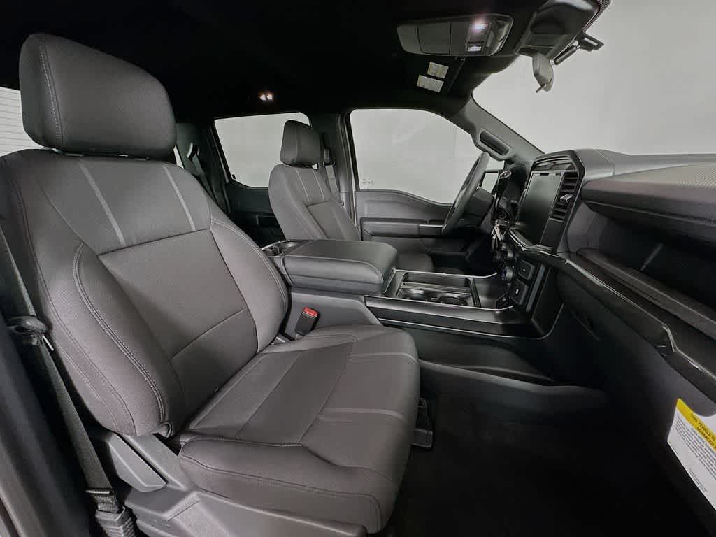 Ford F-150 STX 2026
