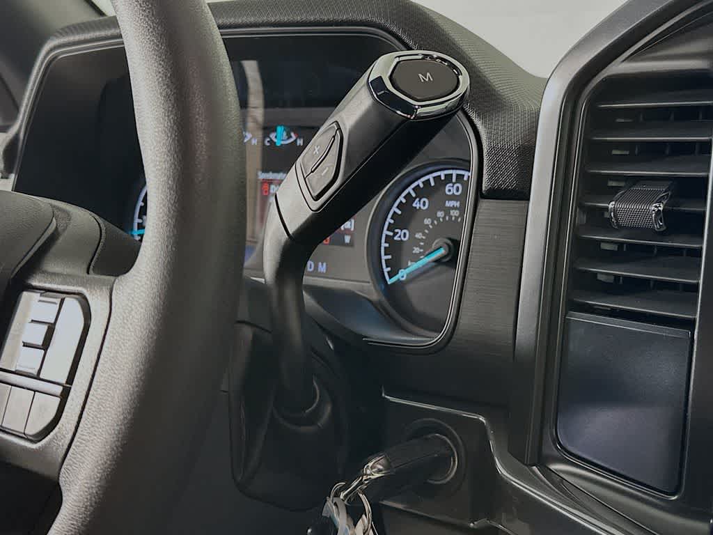 Ford F-150 STX 2026