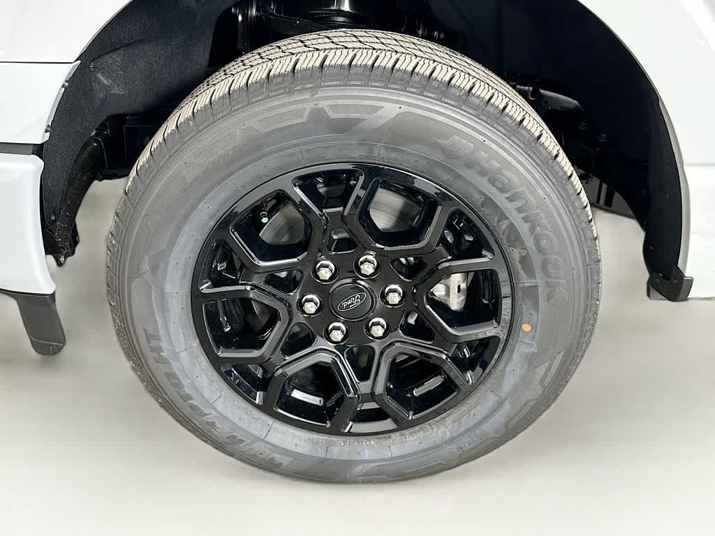 Ford F-150 STX 2026