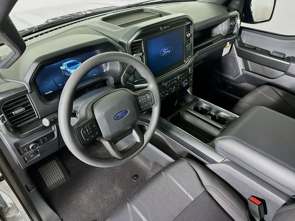 Ford F-150 STX 2026