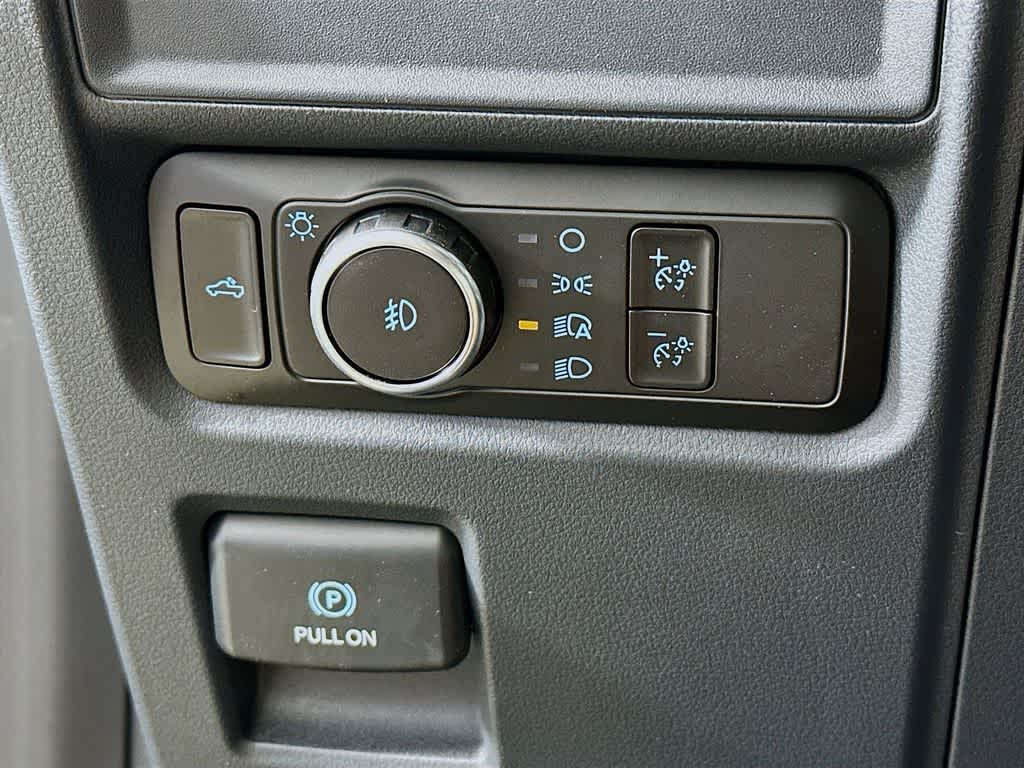 Ford F-150 STX 2026
