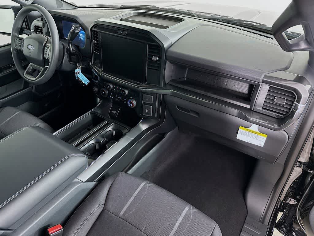 Ford F-150 STX 2026