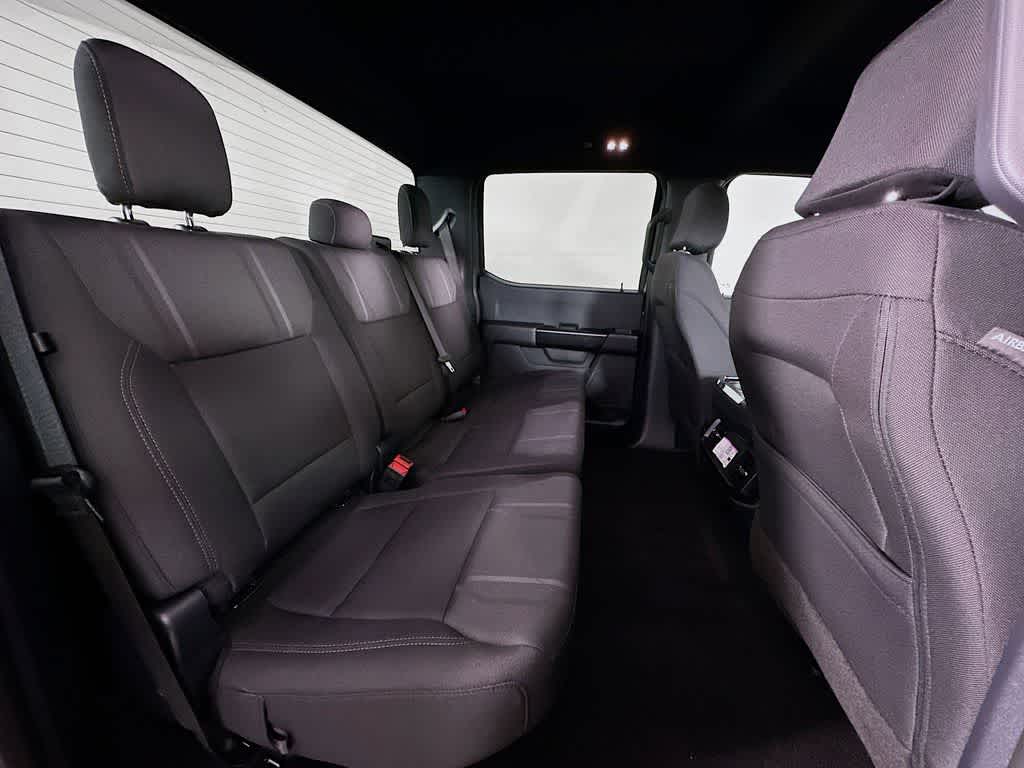 Ford F-150 STX 2026