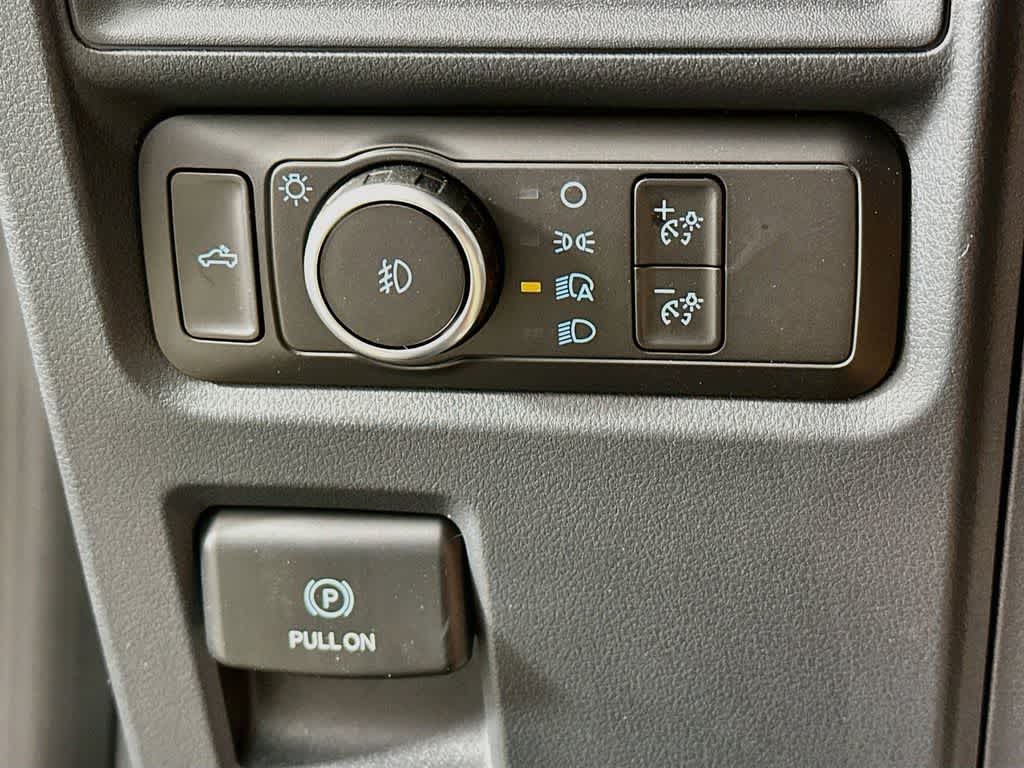 Ford F-150 STX 2026