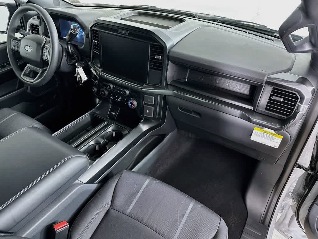 Ford F-150 STX 2026
