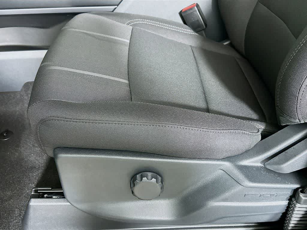 Ford F-150 STX 2026
