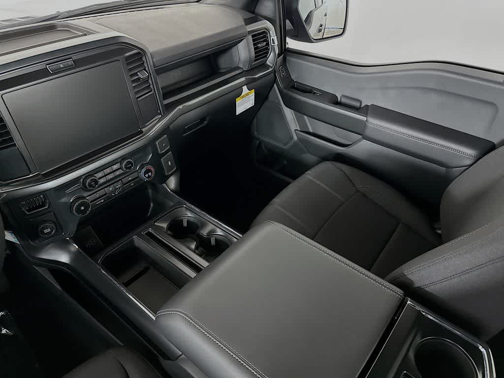 Ford F-150 STX 2026