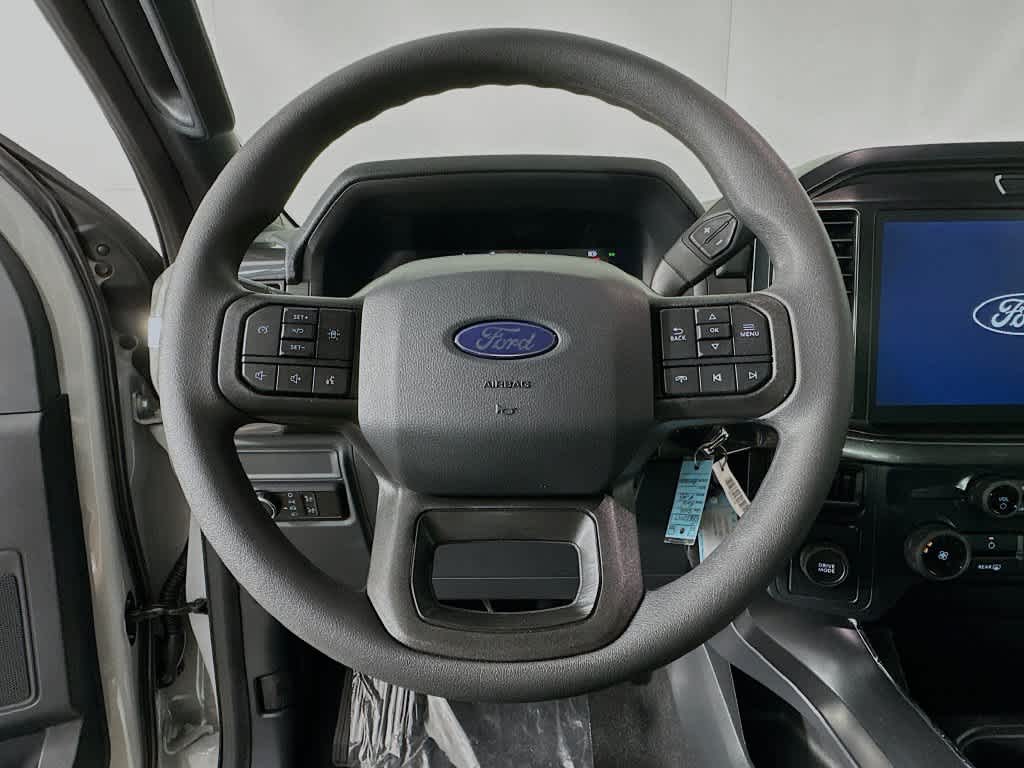 Ford F-150 STX 2026