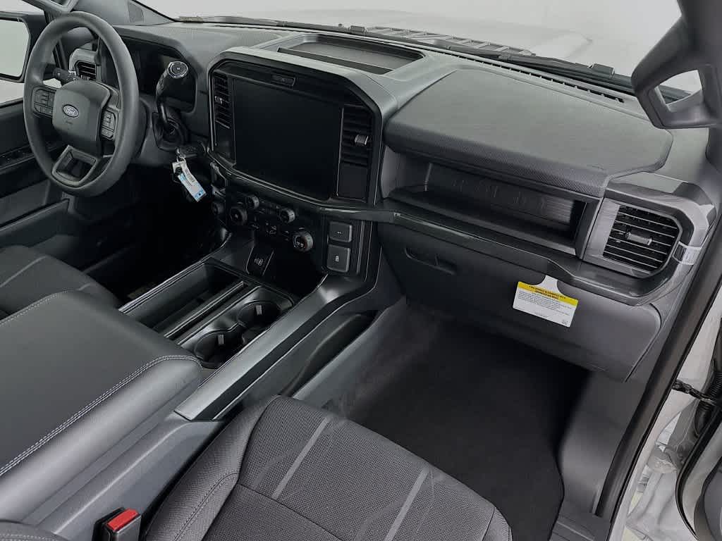 Ford F-150 STX 2026
