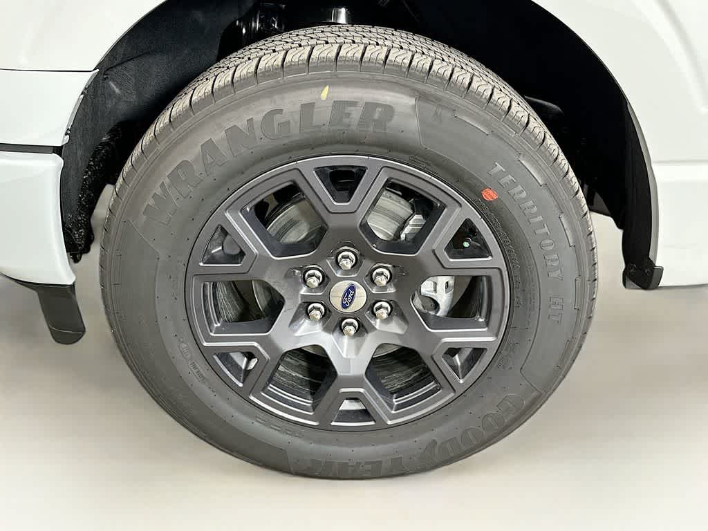 Ford F-150 STX 2026