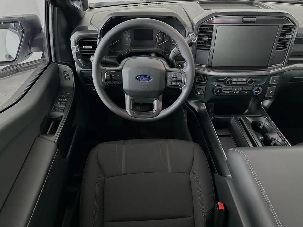 Ford F-150 STX 2026