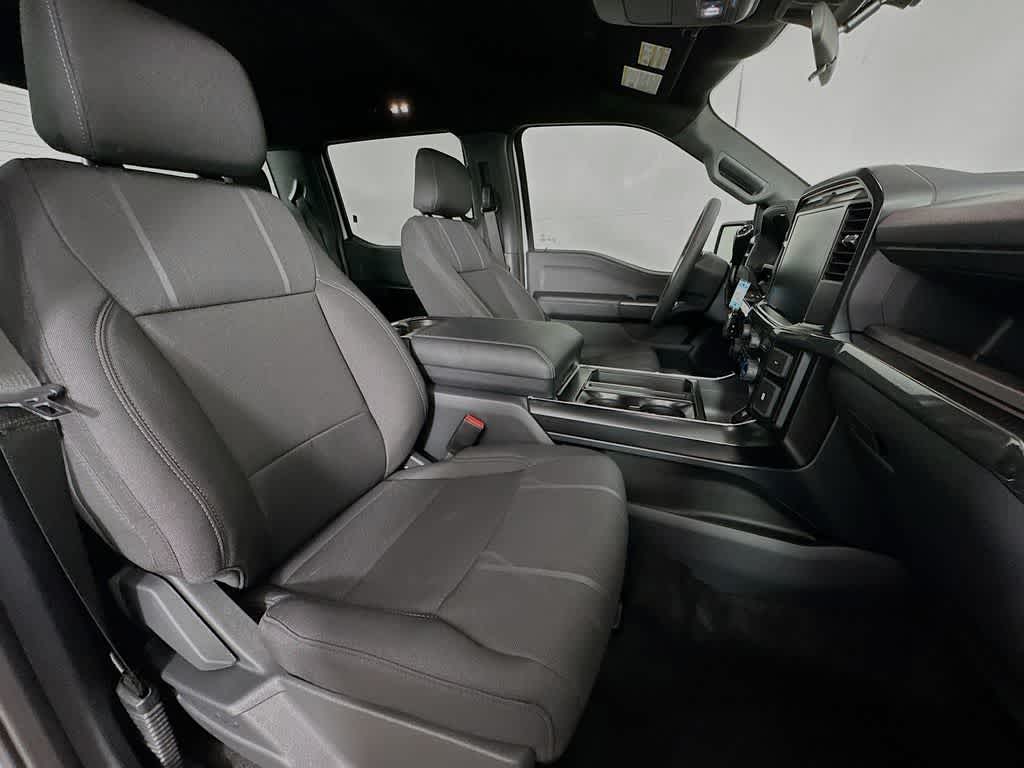 Ford F-150 STX 2026