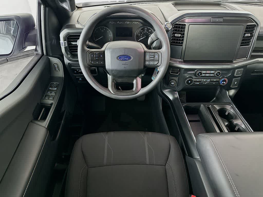 Ford F-150 STX 2026