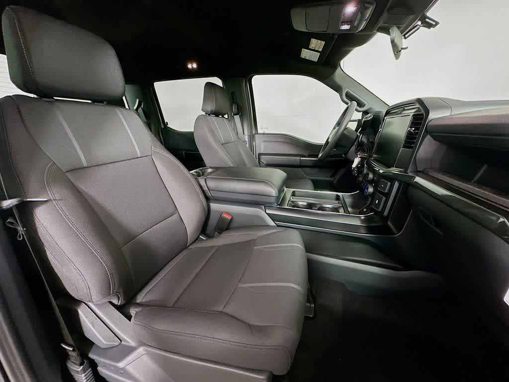 Ford F-150 STX 2026