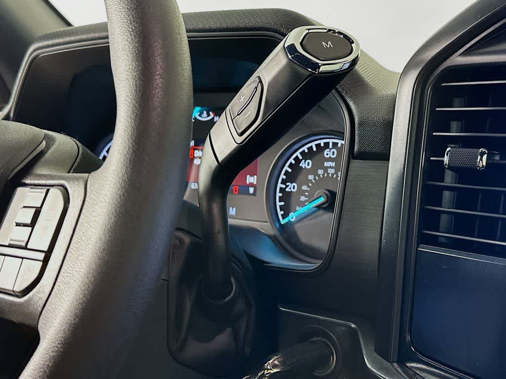 Ford F-150 STX 2026