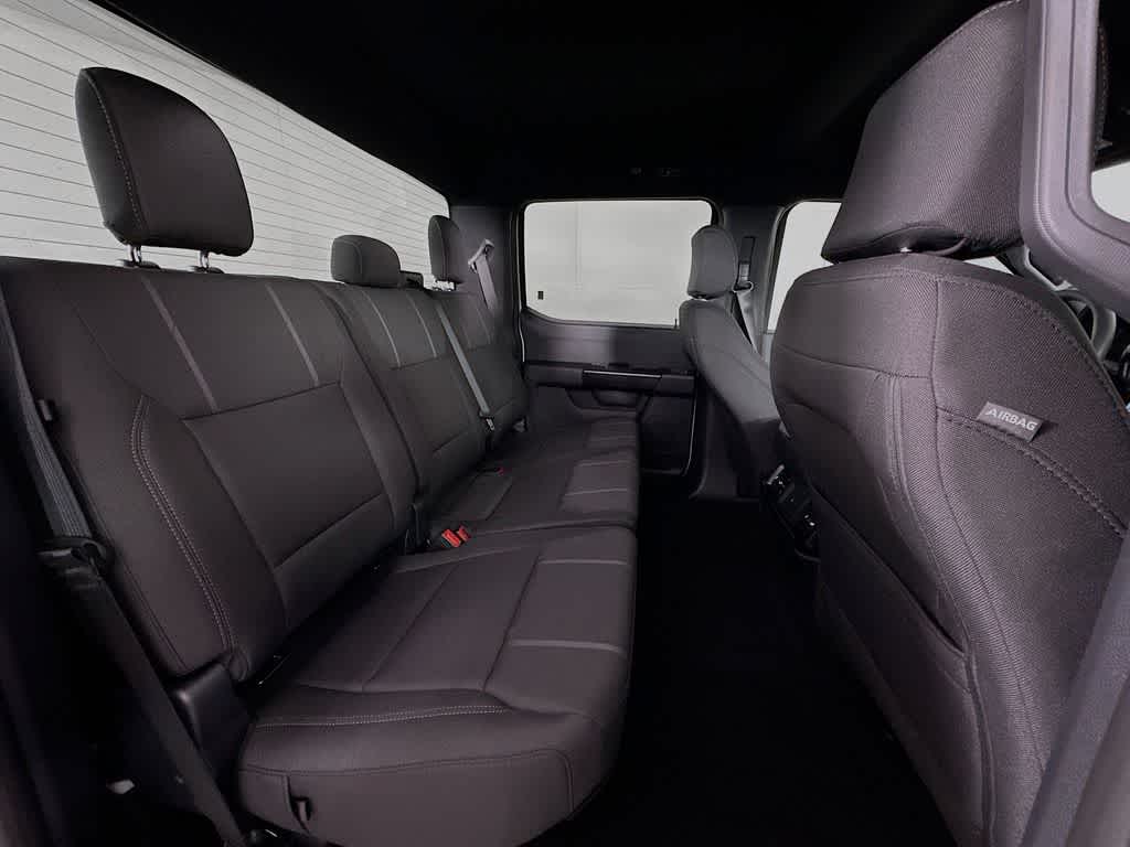 Ford F-150 STX 2026