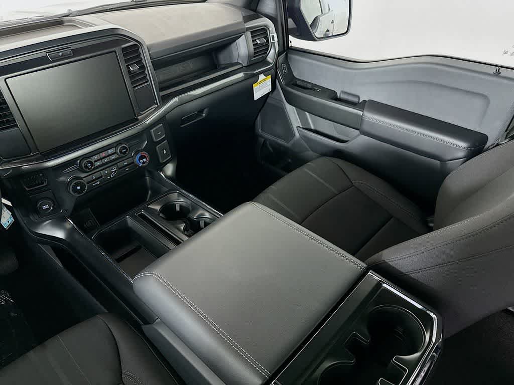 Ford F-150 STX 2026