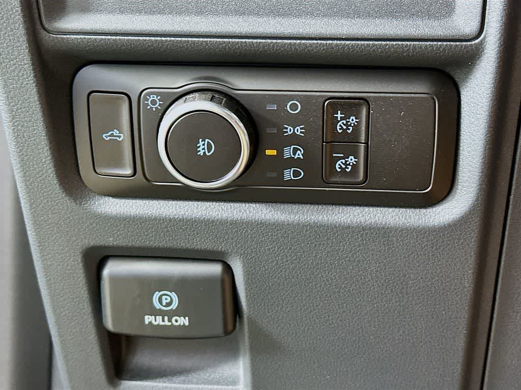 Ford F-150 STX 2026