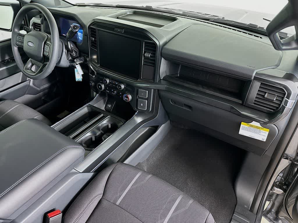 Ford F-150 STX 2026