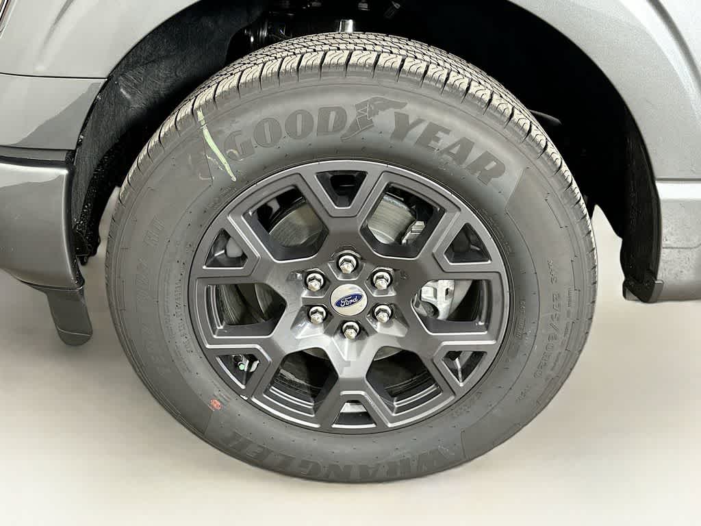Ford F-150 STX 2026