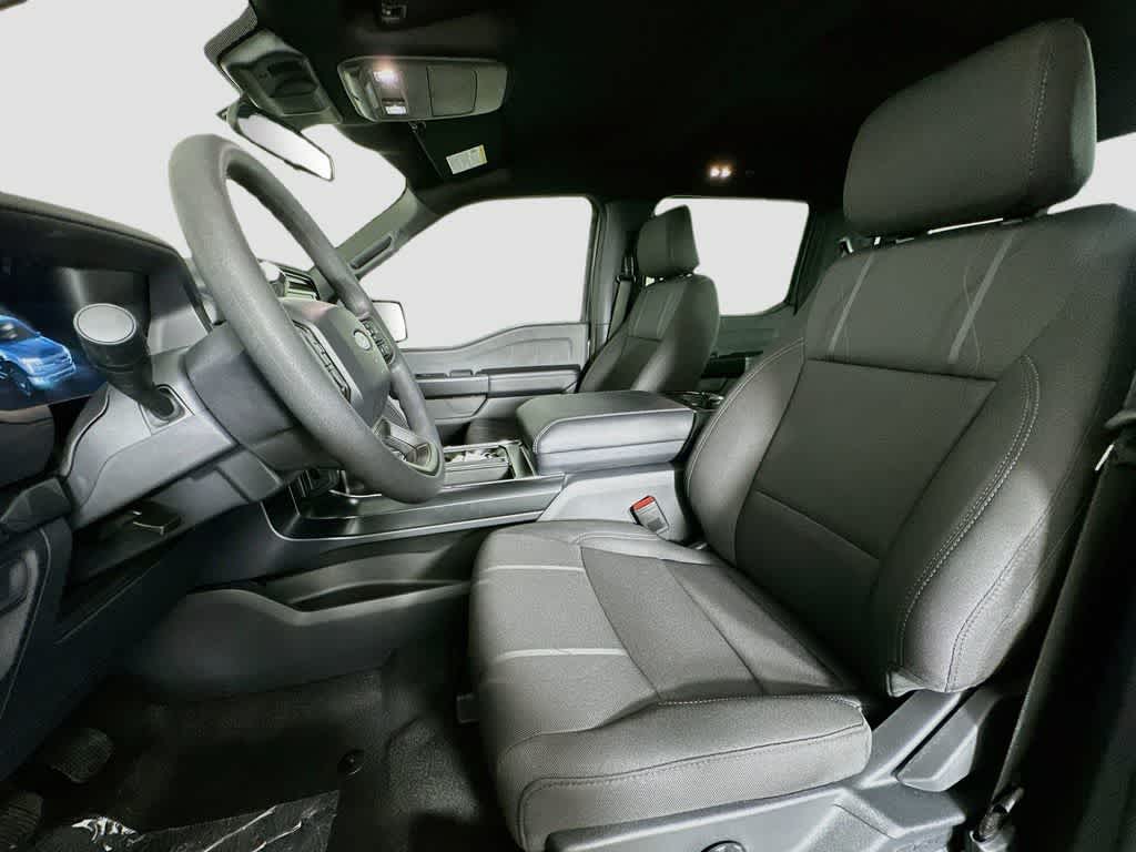 Ford F-150 STX 2026
