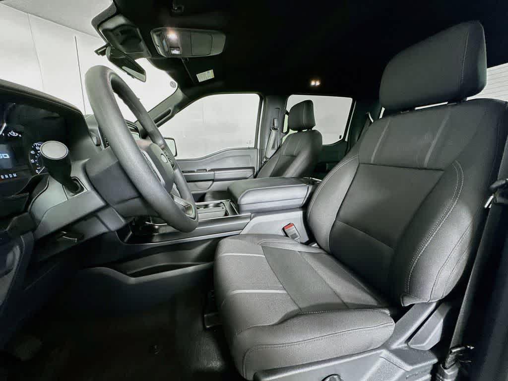 Ford F-150 STX 2026