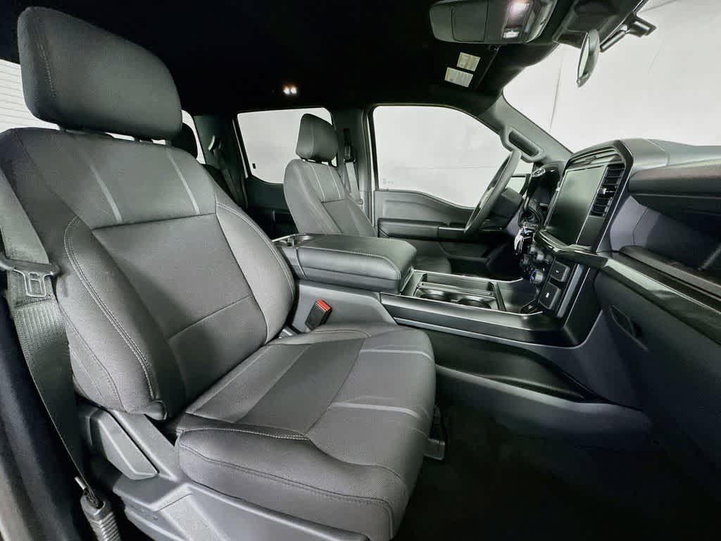 Ford F-150 STX 2026