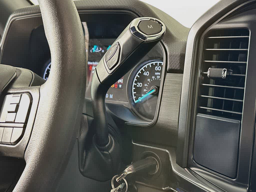 Ford F-150 STX 2026