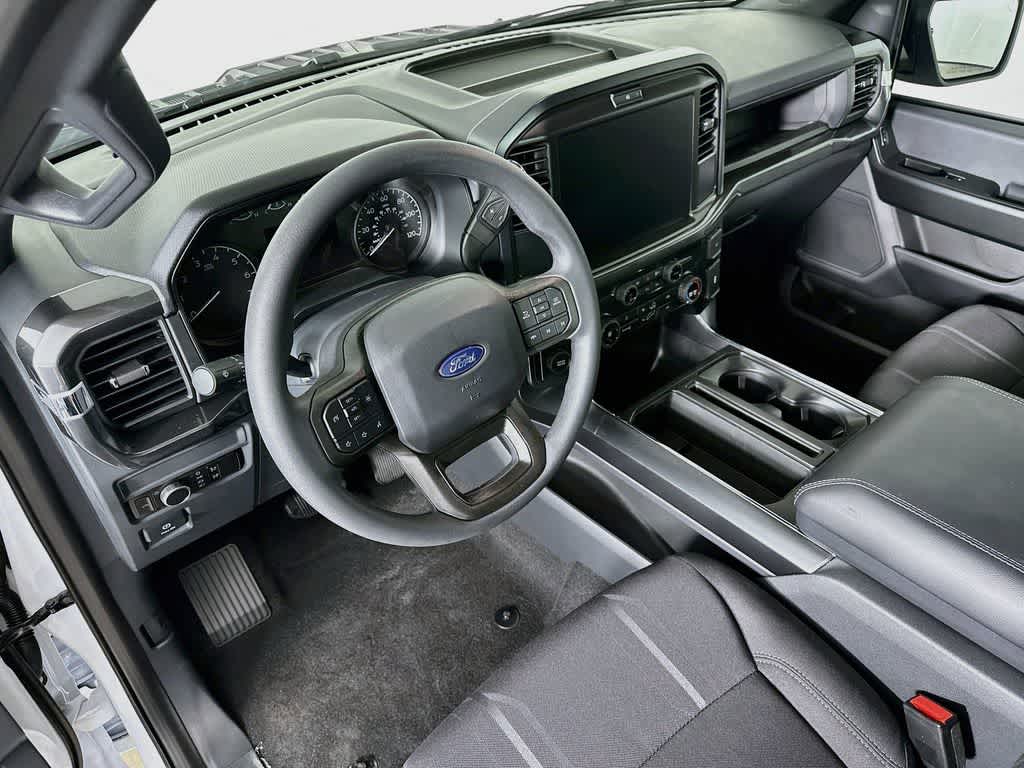 Ford F-150 STX 2026