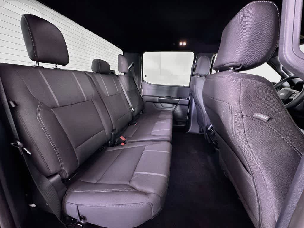 Ford F-150 STX 2026