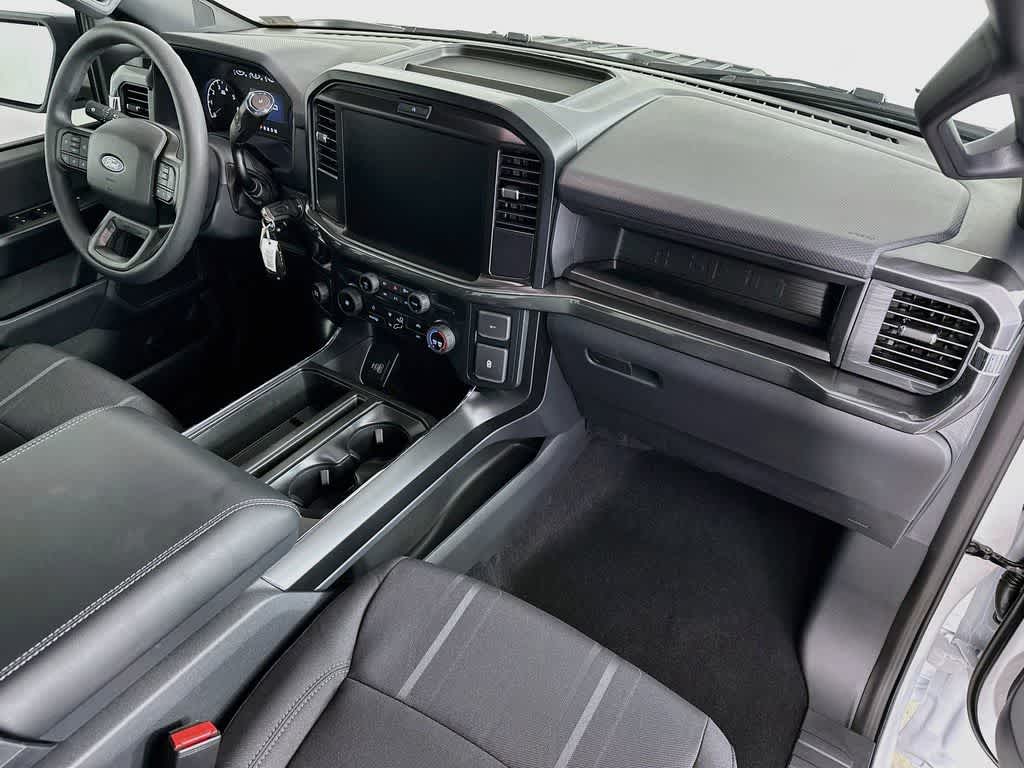 Ford F-150 STX 2026