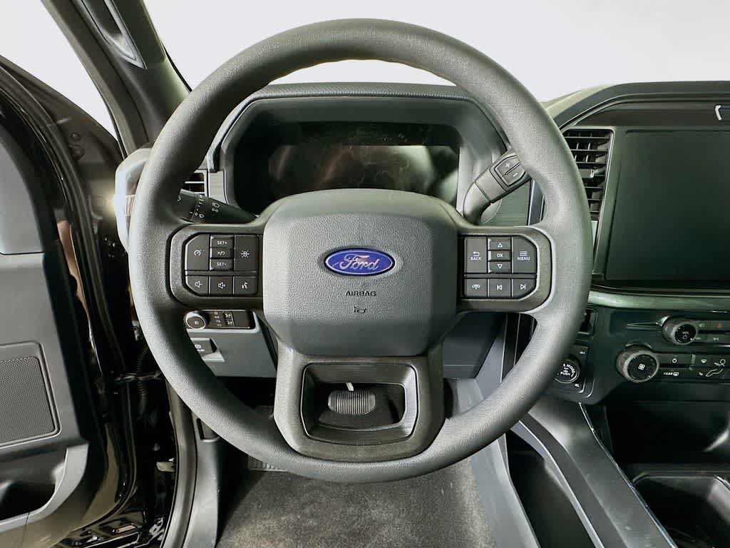 Ford F-150 STX 2026