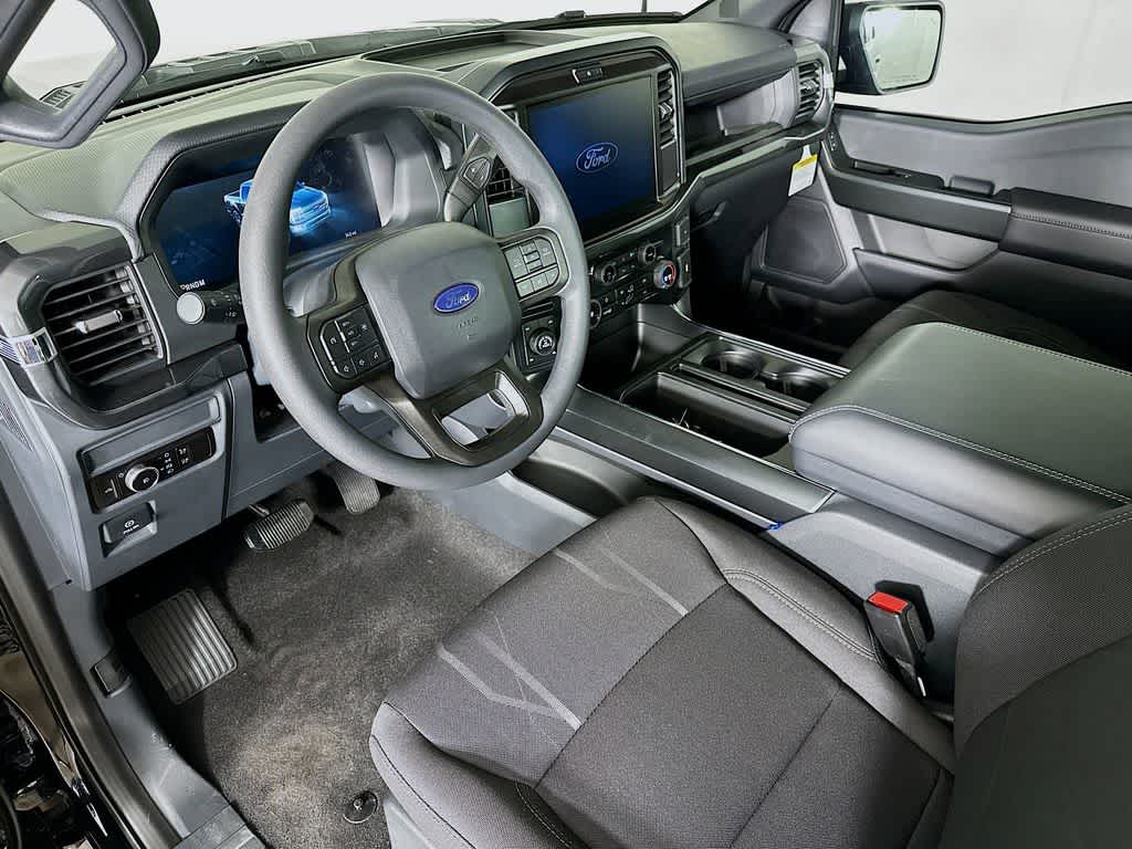 Ford F-150 STX 2026