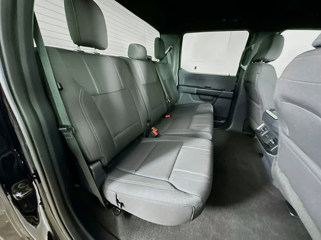 Ford F-150 STX 2026