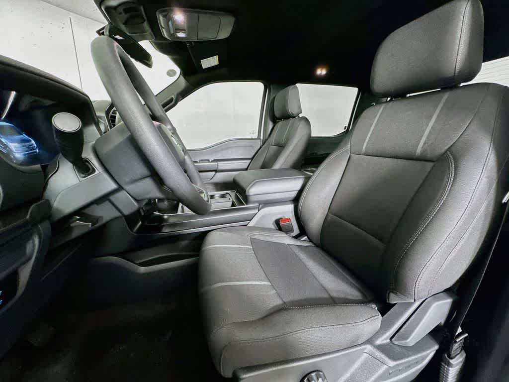 Ford F-150 STX 2026