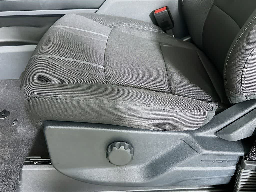 Ford F-150 STX 2026