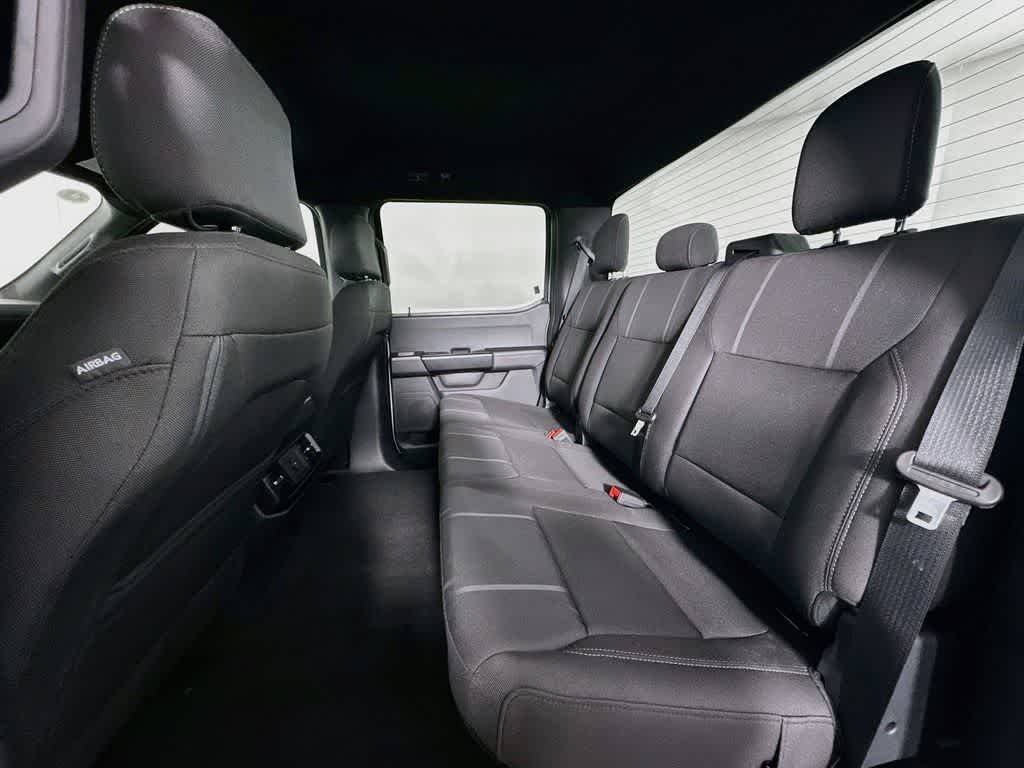 Ford F-150 STX 2026