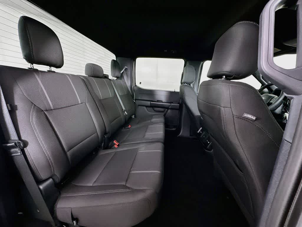 Ford F-150 STX 2026