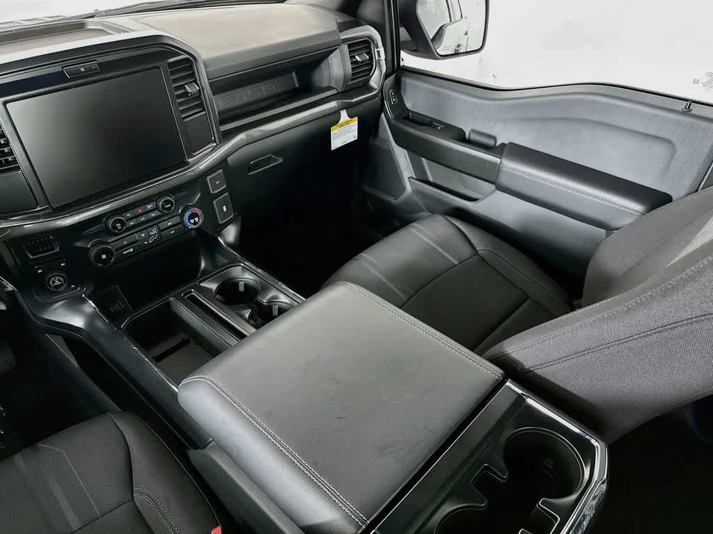 Ford F-150 STX 2026