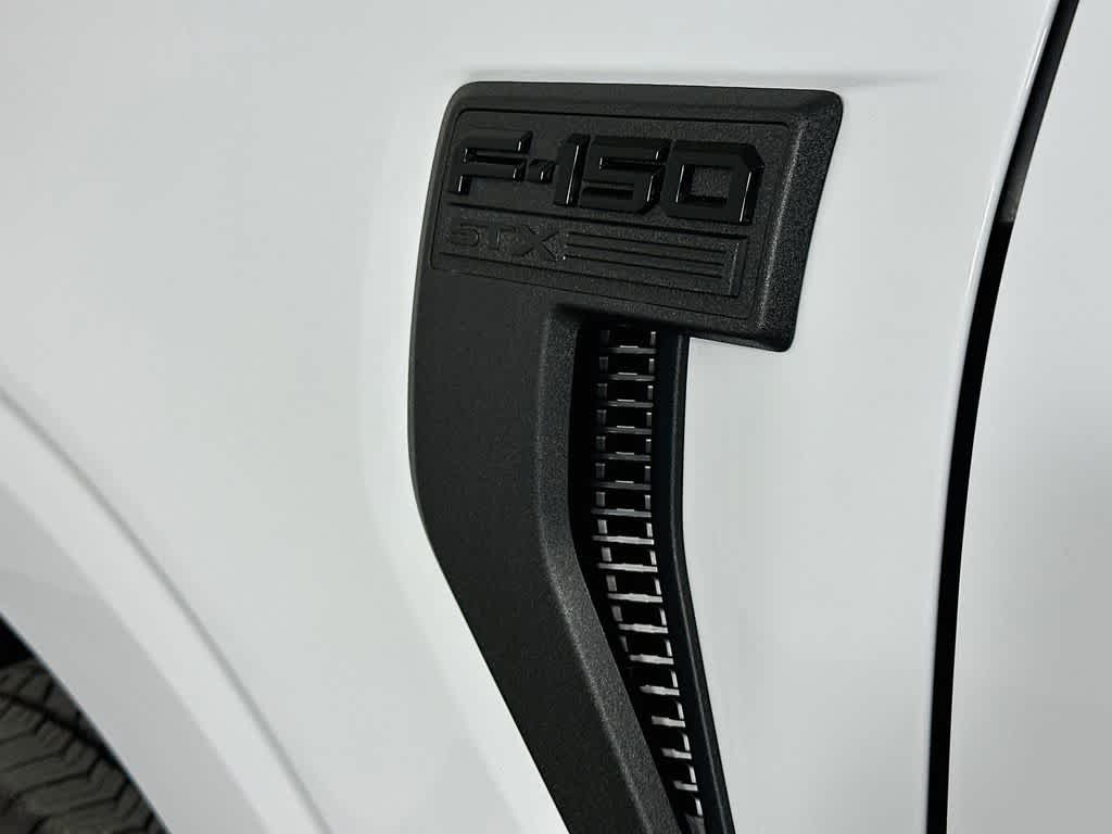 Ford F-150 STX 2026