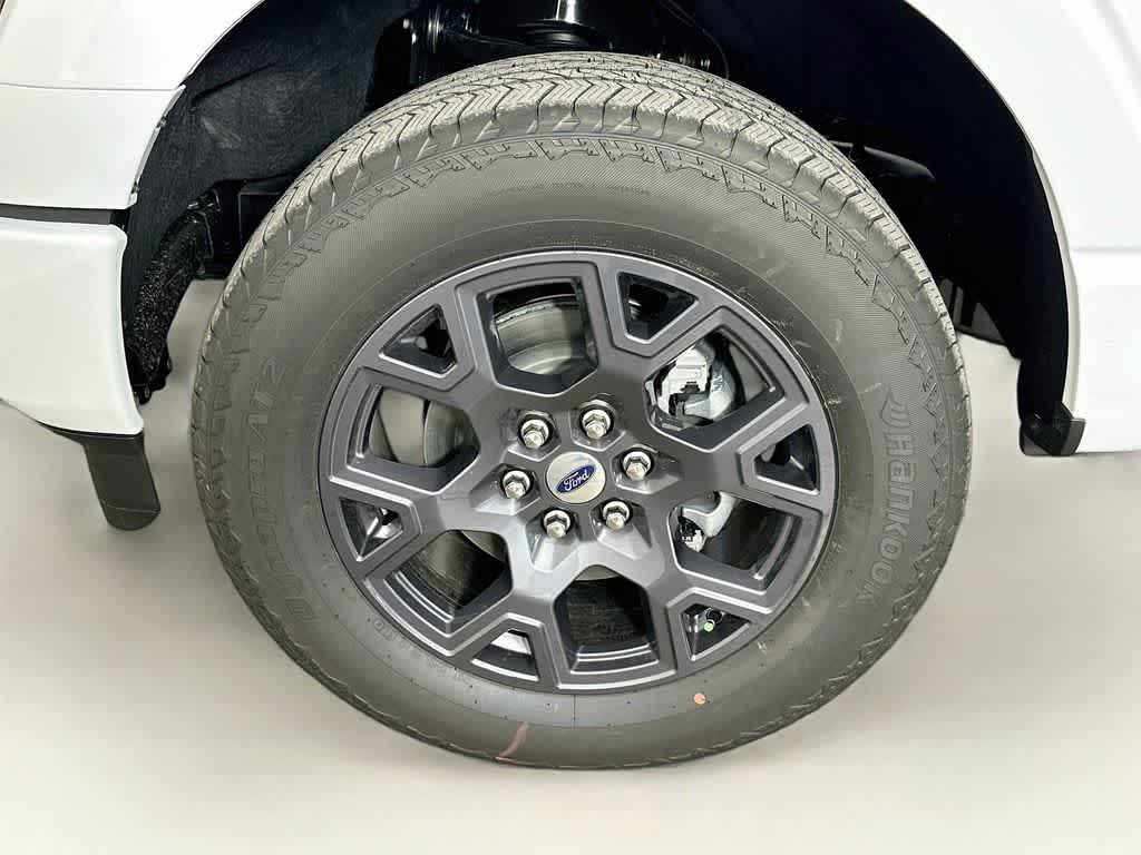 Ford F-150 STX 2026